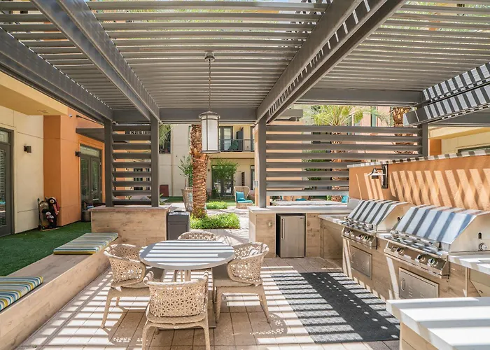 Boulevard Modern Roosevelt Row 1br Pool Gym 4 *