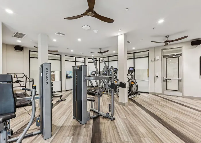 Boulevard Modern Roosevelt Row 1br Pool Gym 4 Apartment *